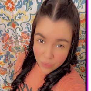 Meet your Posher, Zuly